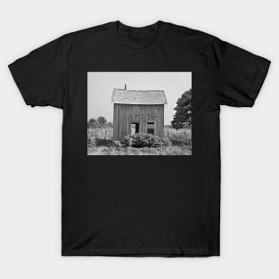 Abandoned Farmhouse, 1939. Vintage Photo T-Shirt